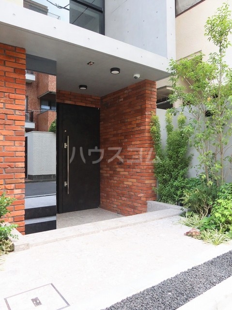 17/22 エントランス