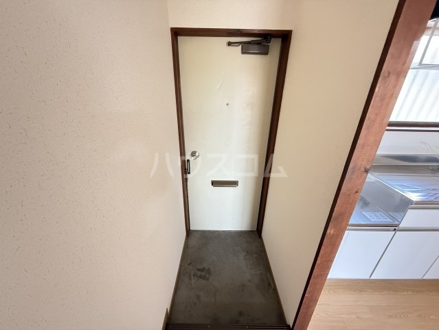 17/30 玄関