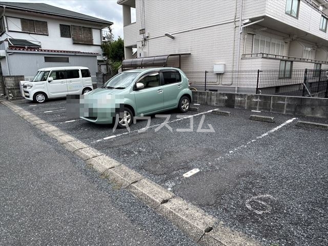 20/26 駐車場