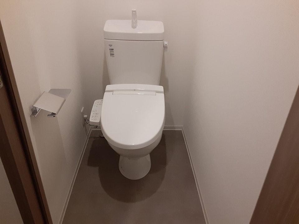 18/30 トイレ