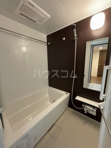 13/21 浴室