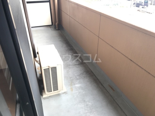 20/27 バルコニー