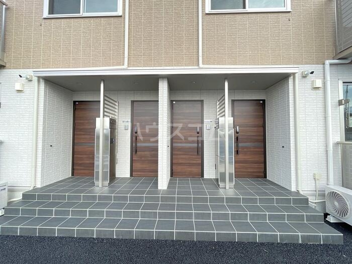 20/24 エントランス