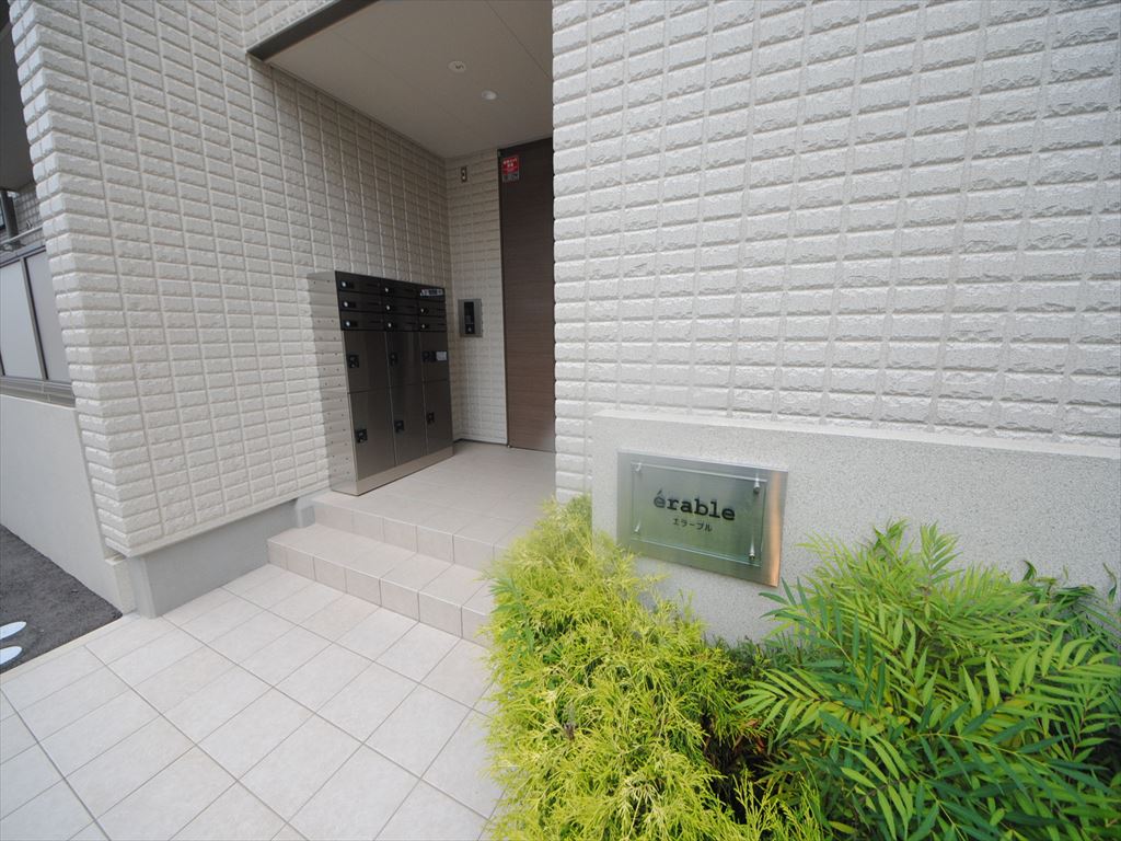 29/30 エントランス