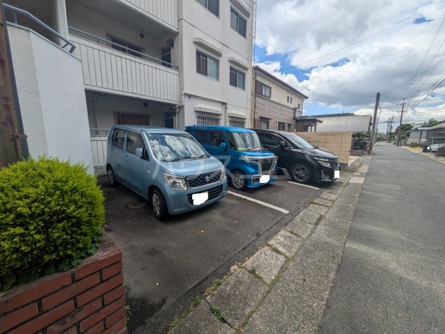 3/8 駐車場