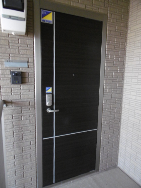 22/23 エントランス