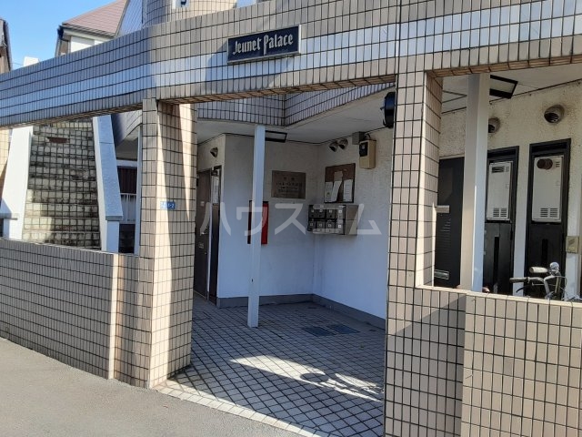 21/29 エントランス