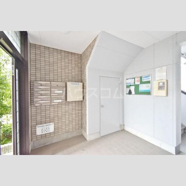 15/26 エントランス