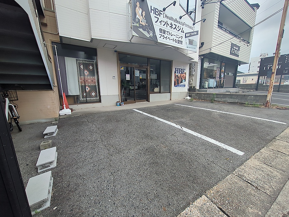 21/25 駐車場