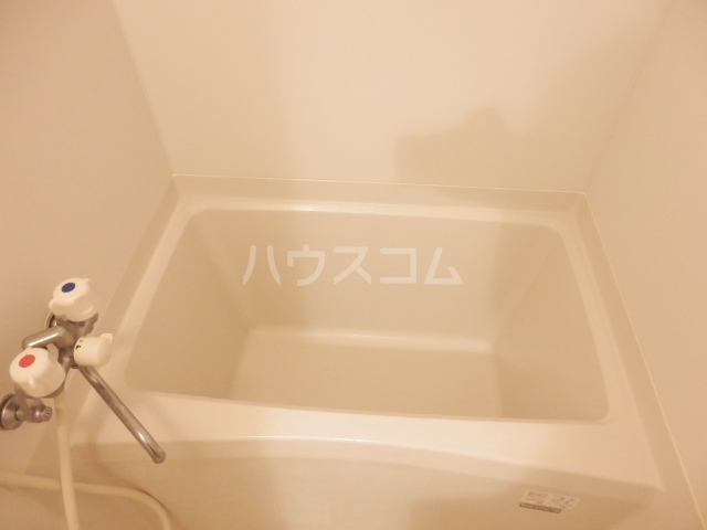 17/30 浴室
