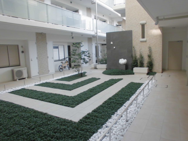 29/30 エントランス