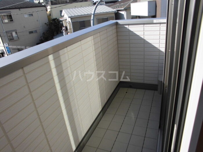 18/25 バルコニー