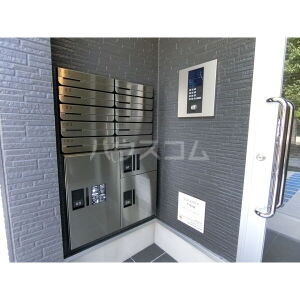 15/22 エントランス