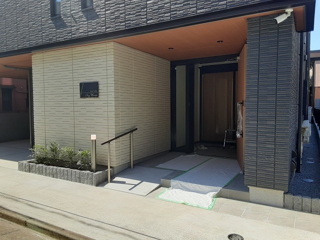 3/5 エントランス
