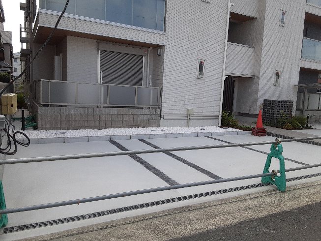 21/30 駐車場