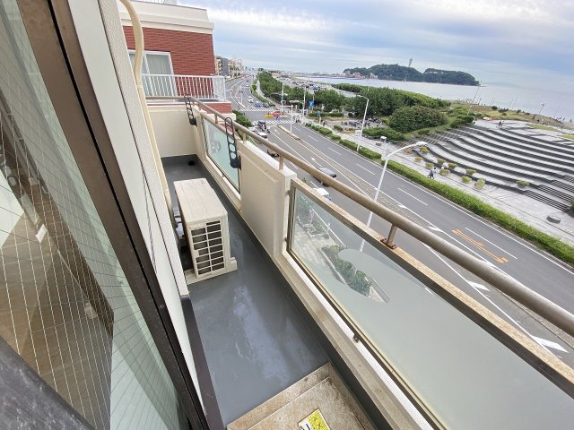 23/30 バルコニー