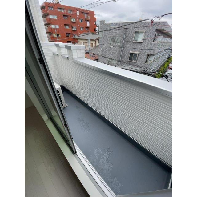 16/27 バルコニー