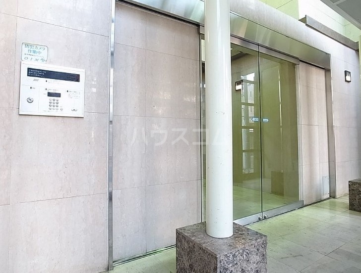 19/29 エントランス