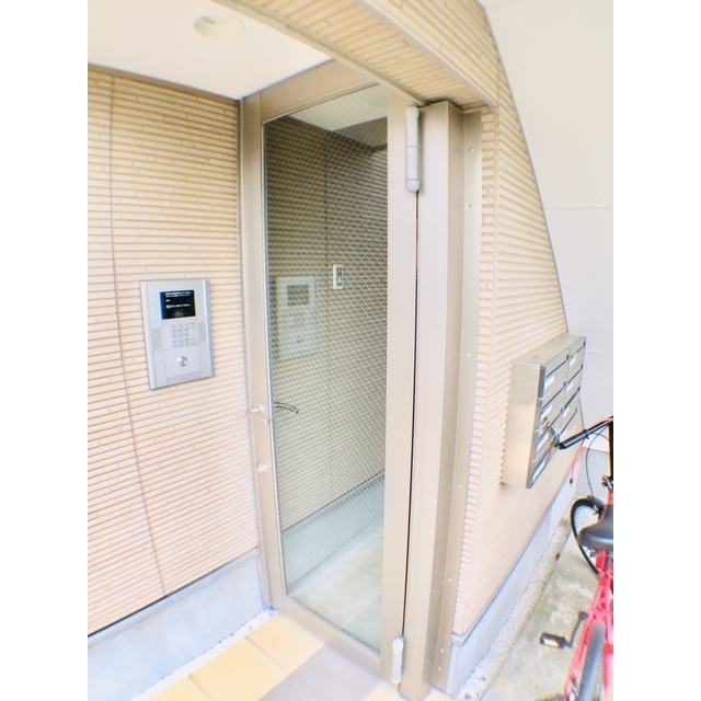 17/21 エントランス