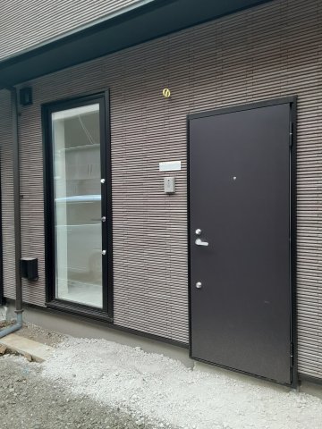 25/30 エントランス