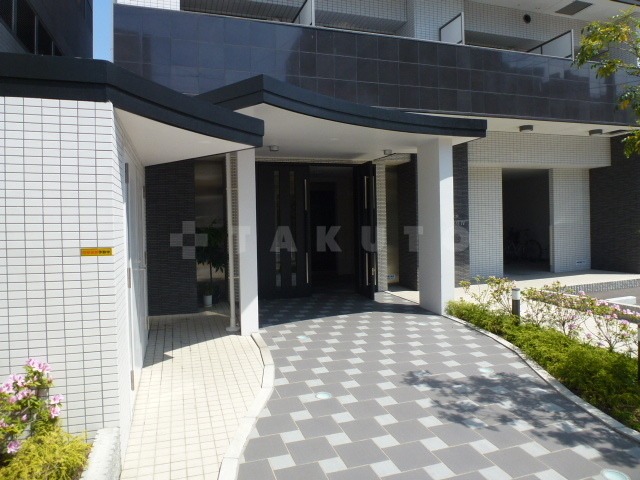 15/20 エントランス