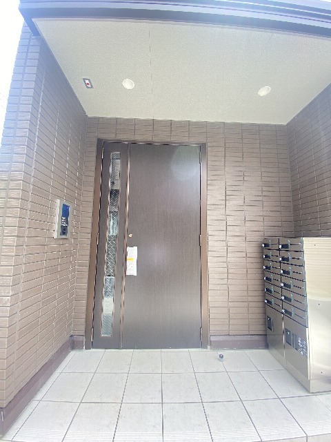 19/29 エントランス