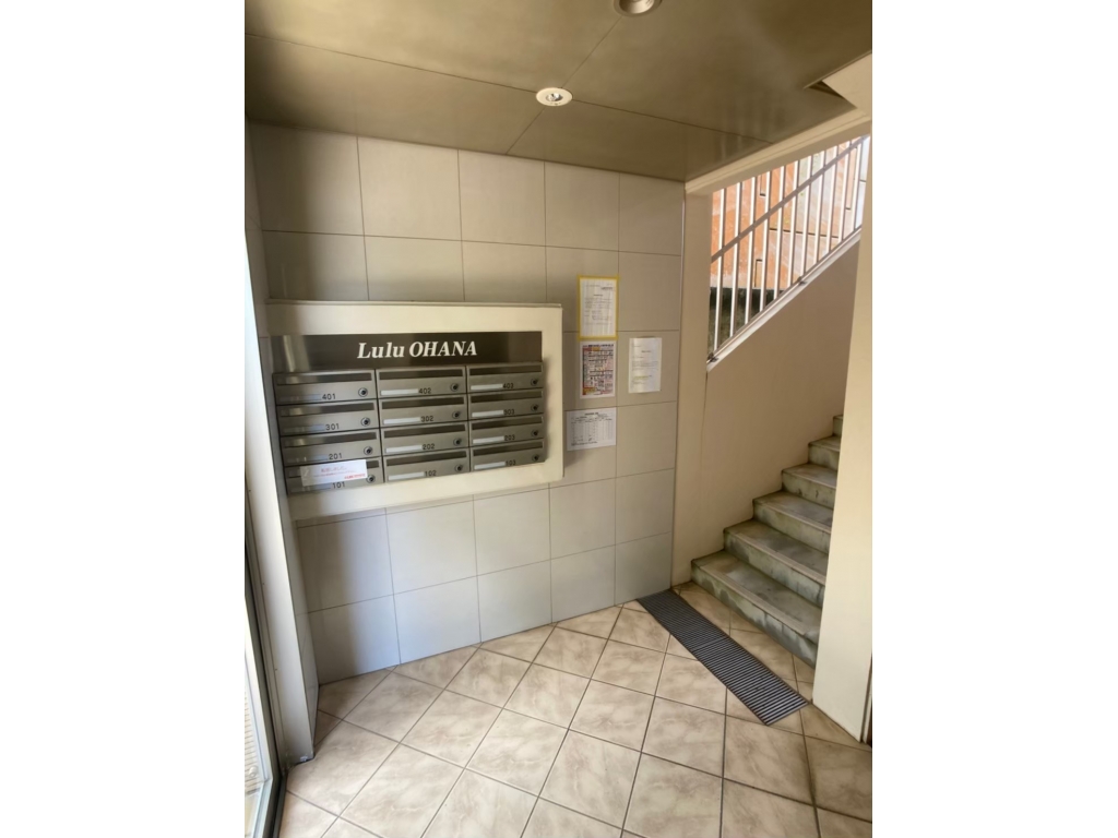 15/17 エントランス