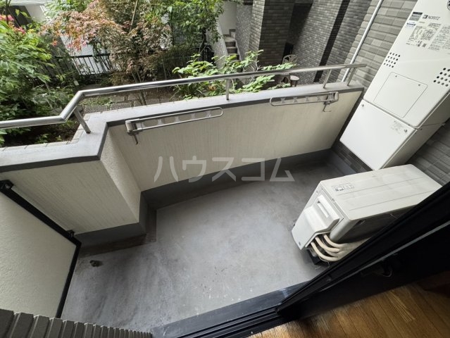 18/25 バルコニー