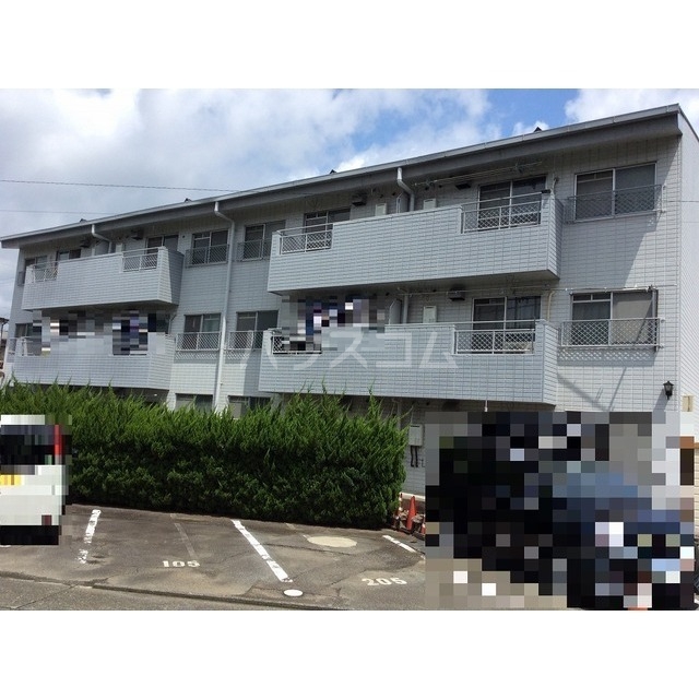 15/17 駐車場