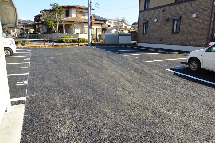 18/20 駐車場