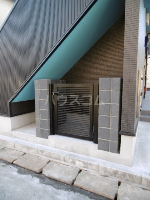 2/10 エントランス