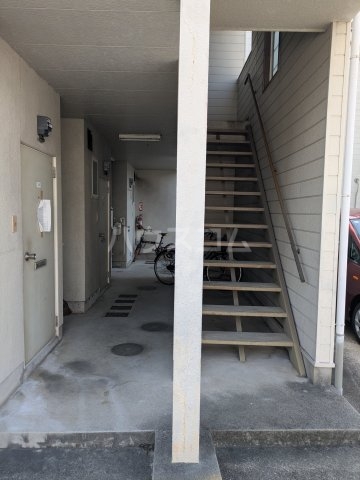 14/17 エントランス