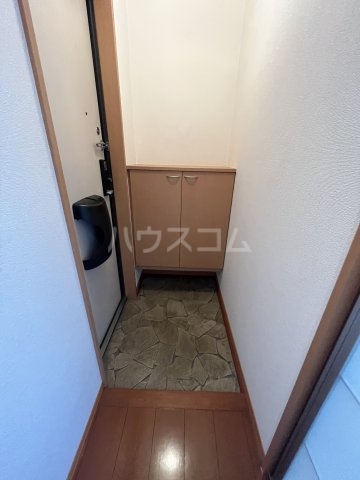 13/30 玄関