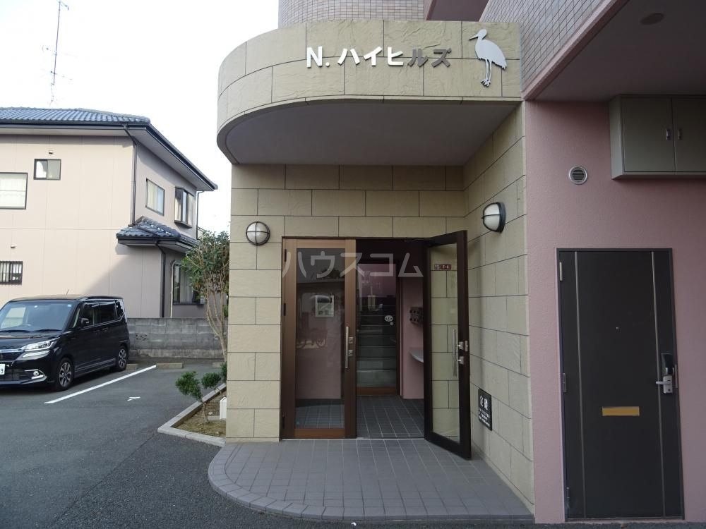 21/27 エントランス