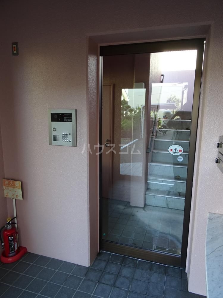 3/8 エントランス