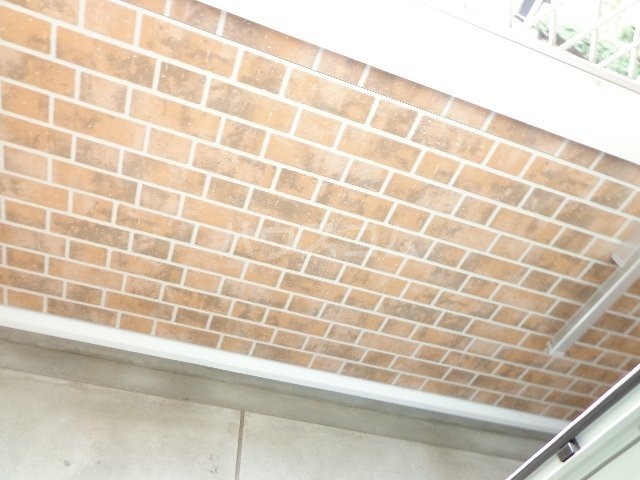 17/27 バルコニー