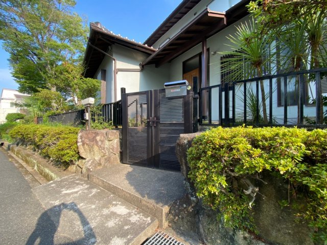 2/4 エントランス