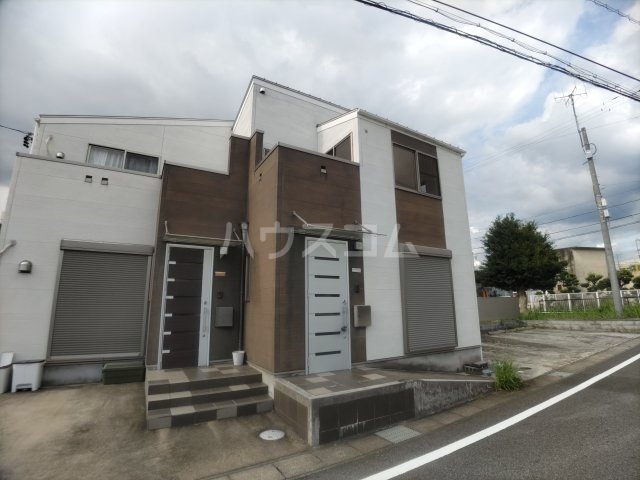 20/30 エントランス