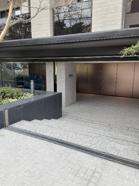 3/5 エントランス