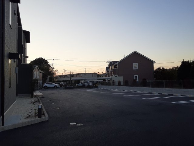 4/7 駐車場