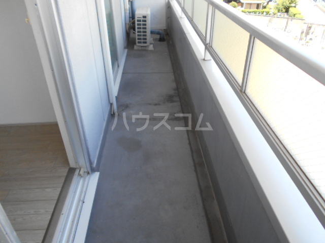 20/30 バルコニー