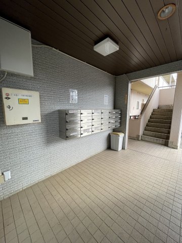 3/4 エントランス