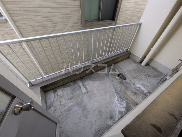 16/20 バルコニー