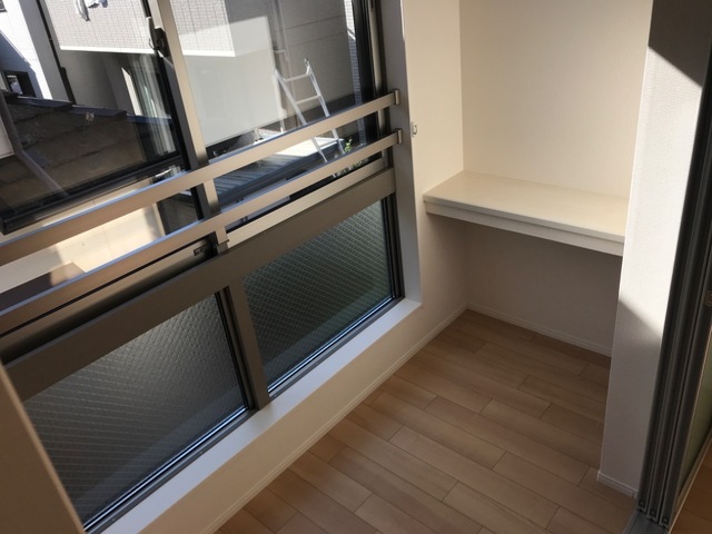 19/30 バルコニー