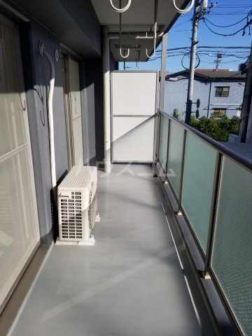 20/30 バルコニー