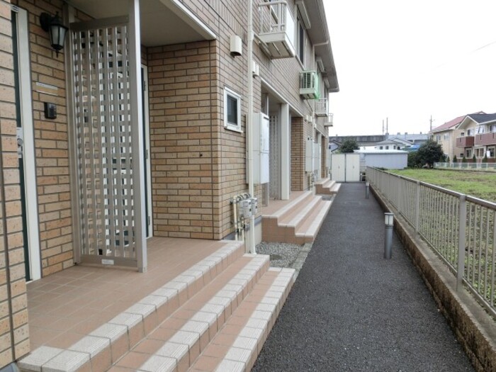 21/30 エントランス