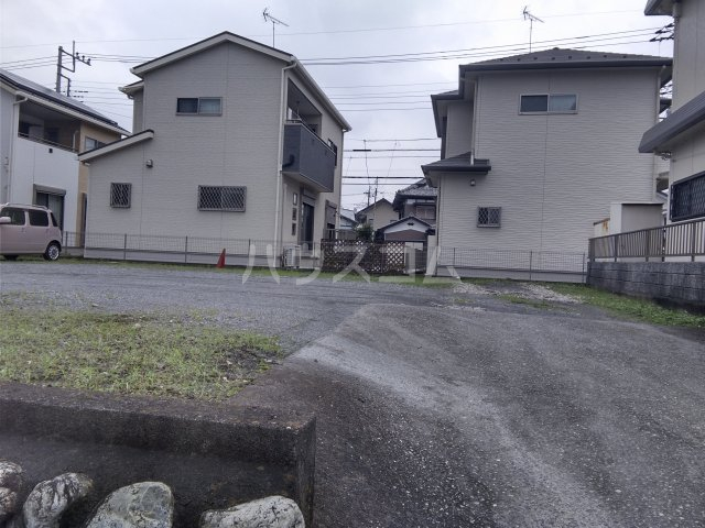 22/23 駐車場