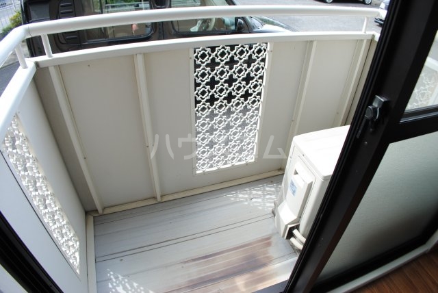 13/21 バルコニー