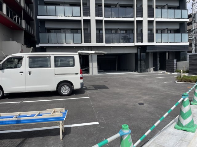 28/30 駐車場