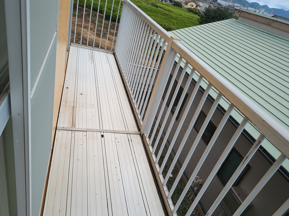 16/20 バルコニー